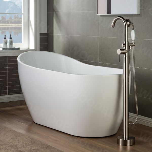 Aurora freestanding bathtub | Soaking tub | Stylish design