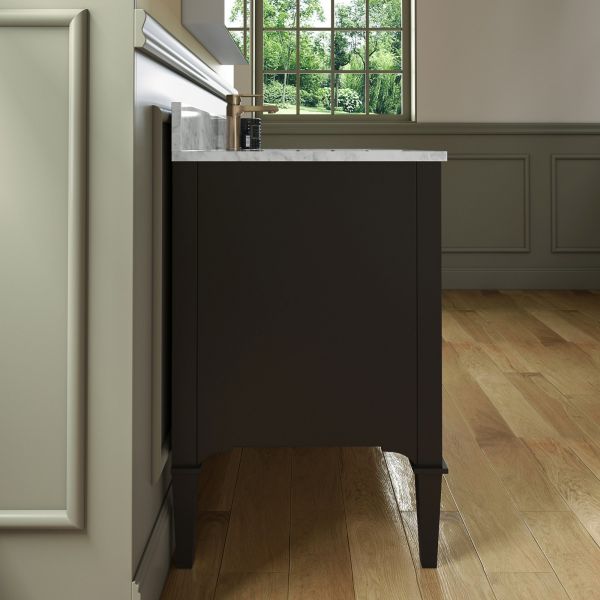  WOODBRIDGE Roma 49